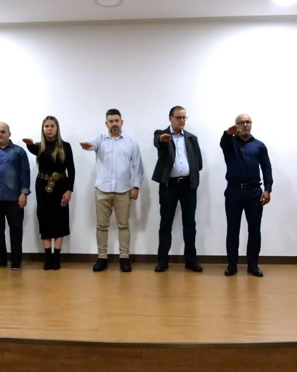 Foto 1 — Fotos